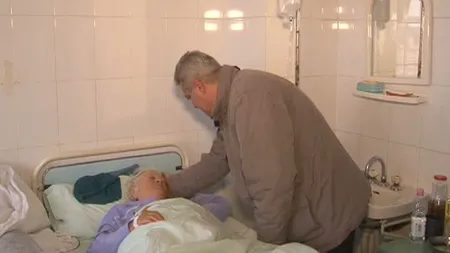 ACUZAŢII GRAVE: O pacientă a spitalului din Piteşti, bătută şi legată de pat de o infirmieră