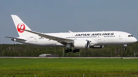 Un Boeing 787 al Japan Airlines a aterizat de urgenţă în Honolulu