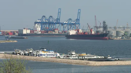 Percheziţii în Portul Constanţa într-un caz de evaziune fiscală