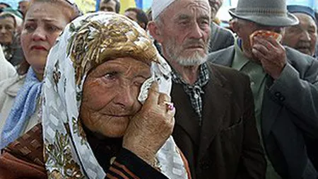 UCRAINA: Mai multe comunităţi tătare din Crimeea vor fi DEPOSEDATE de TERENURI
