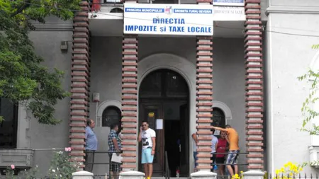Femeie jefuită la Direcţia de taxe şi impozite