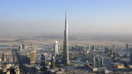 Turiştii români vor lua viza pentru Emiratele Arabe Unite la sosire