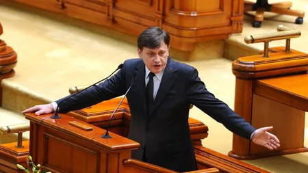 Crin Antonescu: Băsescu vrea oameni noi în politică, dar îi promovează pe Udrea şi Gheorghe Ştefan