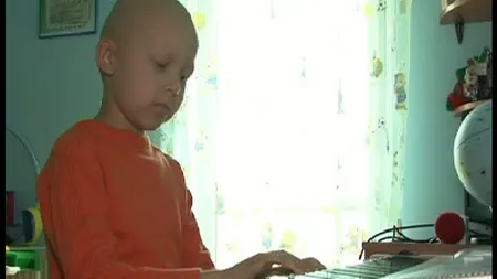 REVOLTĂTOR. Luptă cu cancerul la numai 6 ani, iar statul nu-i întinde nicio mână de ajutor
