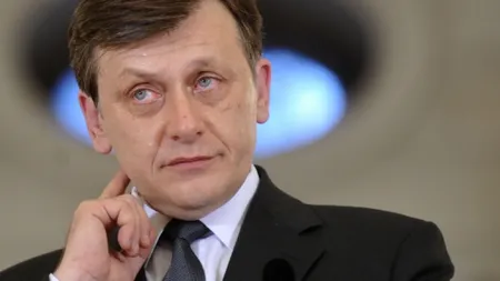 Sturzu (PSD): Crin Antonescu i-a retras pe liberali din plen pentru a nu-l supăra pe Băsescu
