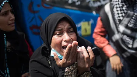 Egipt: Liderul Fraţilor Musulmani şi 700 de militanţi pro-Morsi, condamnaţi la moarte