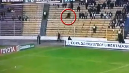 Stadionul GROAZEI. O fantomă a fost filmată în tribune, la un meci de fotbal VIDEO