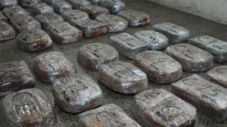 35 de kg de heroină, confiscate la graniţa cu România