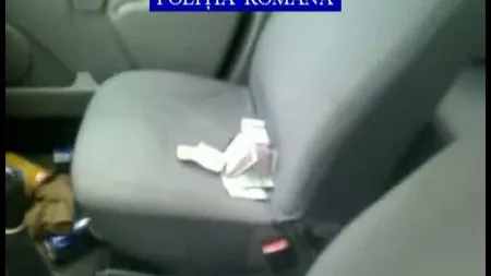 Conducea fără permis şi spărgea tiruri în sectorul 6. Infractorul a fost prins în flagrant