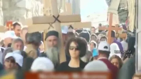 Procesiuni în toate lumea, în Vinerea Mare. Zeci de tineri s-au lăsat răstigniţi VIDEO