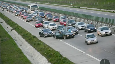 Traficul rutier pe autostrăzile A1, A2 şi pe DN 1, supravegheat din elicopter