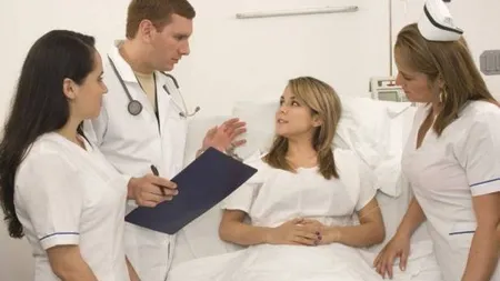 Asistenţii medicali şi moaşele se vor pensiona la 65 de ani sau la cerere, în baza Legii 263/2010