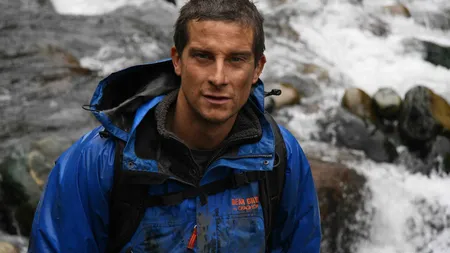 Acuzaţii grave aduse lui Bear Grylls pentru emisiunea INSULA: SECRETUL pe care organizatorii l-au ţinut ascuns