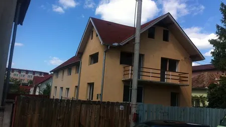 Un clujean i-a demolat casa vecinului construită ilegal VIDEO