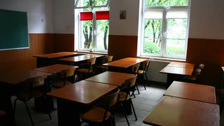Dosar penal pentru învăţătorul suspectat că a ABUZAT SEXUAL un elev. Dascălul a fost suspendat de la cursuri