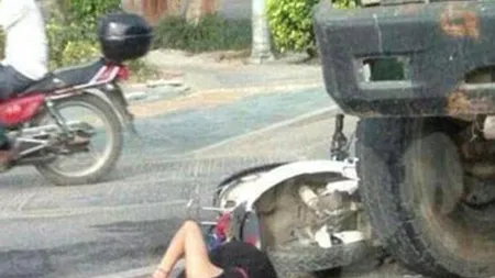 Dintr-o LOVITURĂ: O studentă chineză a învăţat aproape INSTANTANEU limba engleză