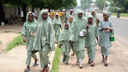 Gruparea Boko Haram va ELIBERA O SUTĂ de liceene pe care le-a răpit
