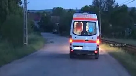 Pescuitul poate fi PERICULOS. Un bărbat s-a curentat după ce a atins cu undiţa cablurile de curent VIDEO