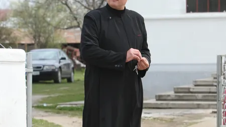 Un preot din Giurgiu are în curtea casei un PARC AUTO DE LUX. Află ce maşini conduce părintele