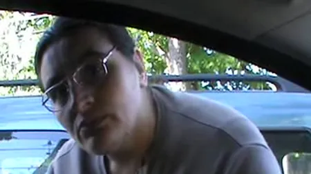 Stareţa care a născut gemene, agresivă cu presa VIDEO