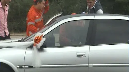 Dramă la nuntă: Mireasa a ajuns la spital, după ce maşina ei a fost lovită de alt vehicul