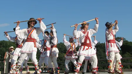 RUSALII 2014: Jocul Căluşului, un obicei străvechi inclus în lista UNESCO - VIDEO