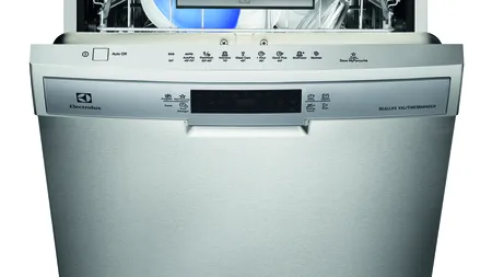 Electrolux RealLife® de 15 seturi: mese cu prietenii, fără stresul vaselor murdare!
