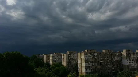 AVERTIZARE COD GALBEN de PLOI TORENŢIALE şi GRINDINĂ