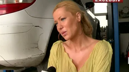 Simona Sensual, pricepută ca un mecanic auto. Vezi cum îşi îngrijeşte aceasta maşina VIDEO