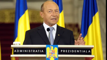 Preşedintele Traian Băsescu: Românii trebuie să preţuiască şi să cinstească Tricolorul