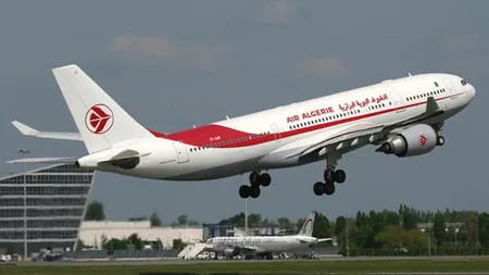 TRAGEDIE: Un avion cu 118 oameni la bord s-a prăbuşit în Mali. Un român se afla la bord UPDATE
