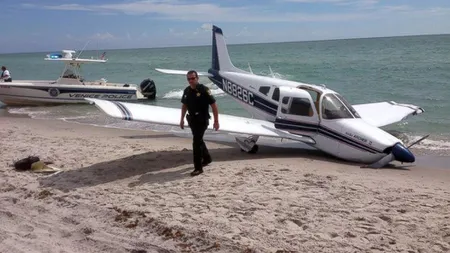 Accident în SUA: Tatăl a murit, iar fiica sa este în stare gravă, după ce un avion s-a PRĂBUŞIT peste ei FOTO
