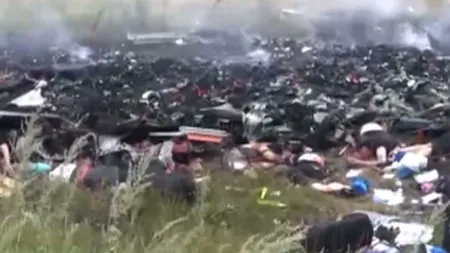 MAE: Niciun român nu se află pe lista pasagerilor avionului prăbuşit în Ucraina VIDEO