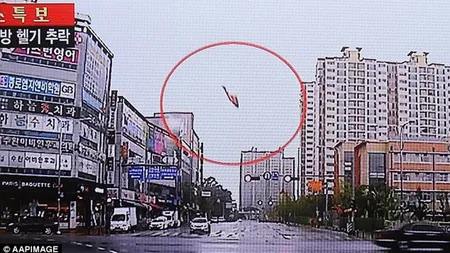 Imagini HORROR cu momentul în care un elicopter s-a prăbuşit în Coreea VIDEO