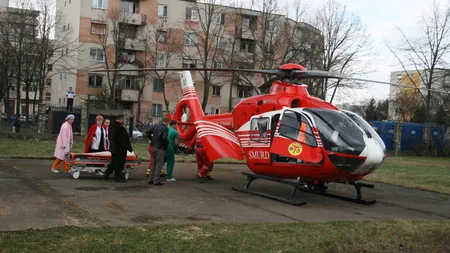 Copil grav rănit într-un accident rutier în Suceava, adus cu elicopterul la Bucureşti