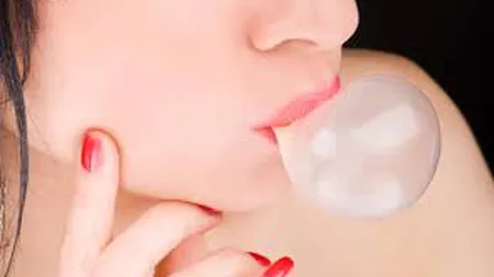 Guma de mestecat poate afecta memoria!?