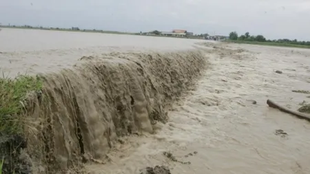 Liviu Dragnea, după potop: Nu am vrut să PANICĂM, dar oraşul Brezoi risca să fie MĂTURAT DE APE