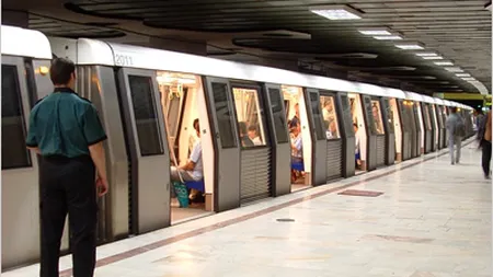 TENTATIVĂ DE SINUCIDERE în staţia de metrou Crângaşi. Victima a murit la spital VIDEO