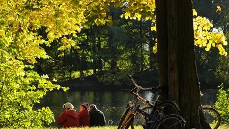 PROGNOZA METEO. Weekendul vine cu temperaturi de peste 30 de grade, dar şi cu ploi