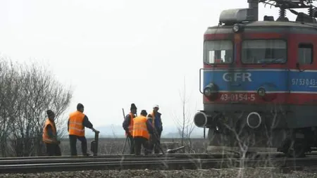 Trenuri întârziate ore întregi din cauza HOŢILOR de CABLU