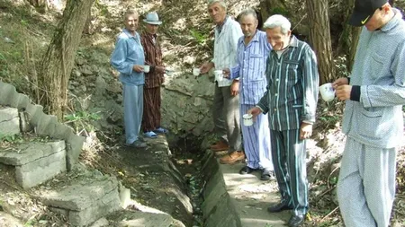 Povestea celor opt izvoare cu proprietăţi vindecătoare de la Cervenia. Se spune că există IZVORUL cu Viagra