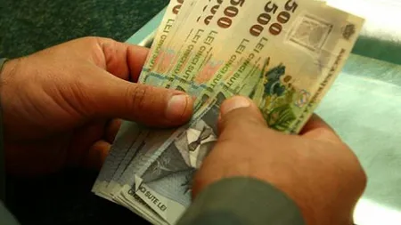 Un pensionar din Capitală, înşelat de doi slovaci. Poliţiştii i-au prins înainte să fugă cu banii