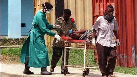 NOU BILANŢ al epidemiei de EBOLA: 930 de persoane au MURIT în urma infectării cu virusul ucigaş