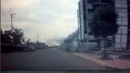 Accident pe şantier: O clădire cu etaje s-a PRĂBUŞIT. Trei persoane au murit şi 15 au fost rănite VIDEO