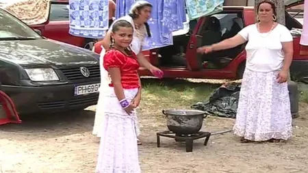 Cum fac PIRANDELE plajă şi baie la mare, în staţiunea Mamaia - VIDEO