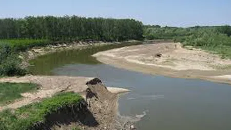 TRAGEDIE la scăldat. Un tânăr de 20 de ani s-a înecat în apele Siretului