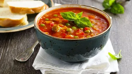 REŢETA ZILEI: Supă minestrone