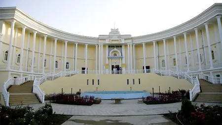 ŢARA în care s-a decretat că se consideră UN PĂCAT GRAV criticile la adresa autorităţilor