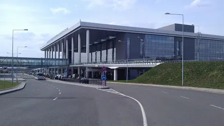 AEROPORTUL din DONEŢK, 