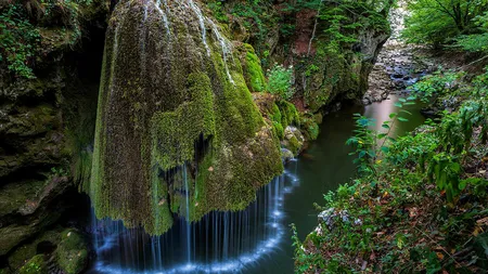 Cascada Bigăr din BANAT, cea mai spectaculoasă din lume, ar putea fi luată de viitură. VIDEO